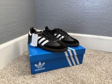 Brand New: Men  s Size 8 Black on Black Adidas Sambas
