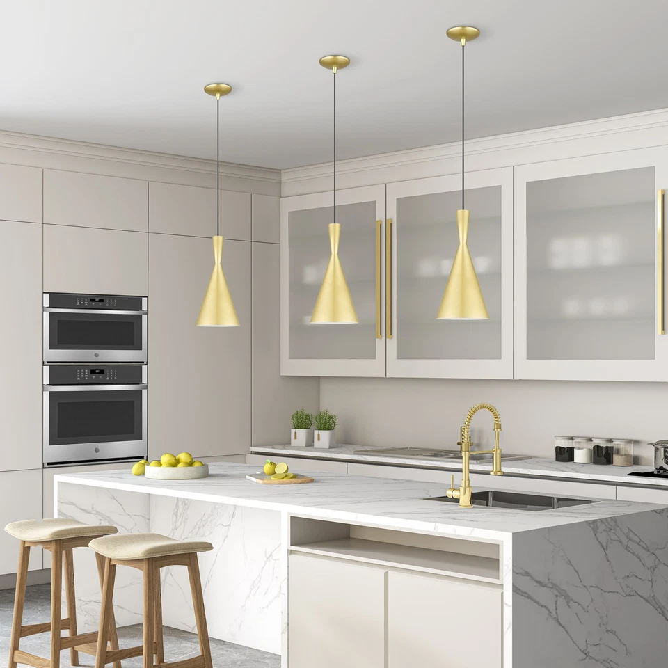 Livex Lighting 41185 华尔道夫 7 英寸宽迷你吊坠 - 软金/抛光黄铜 — 第 3/4 张图片