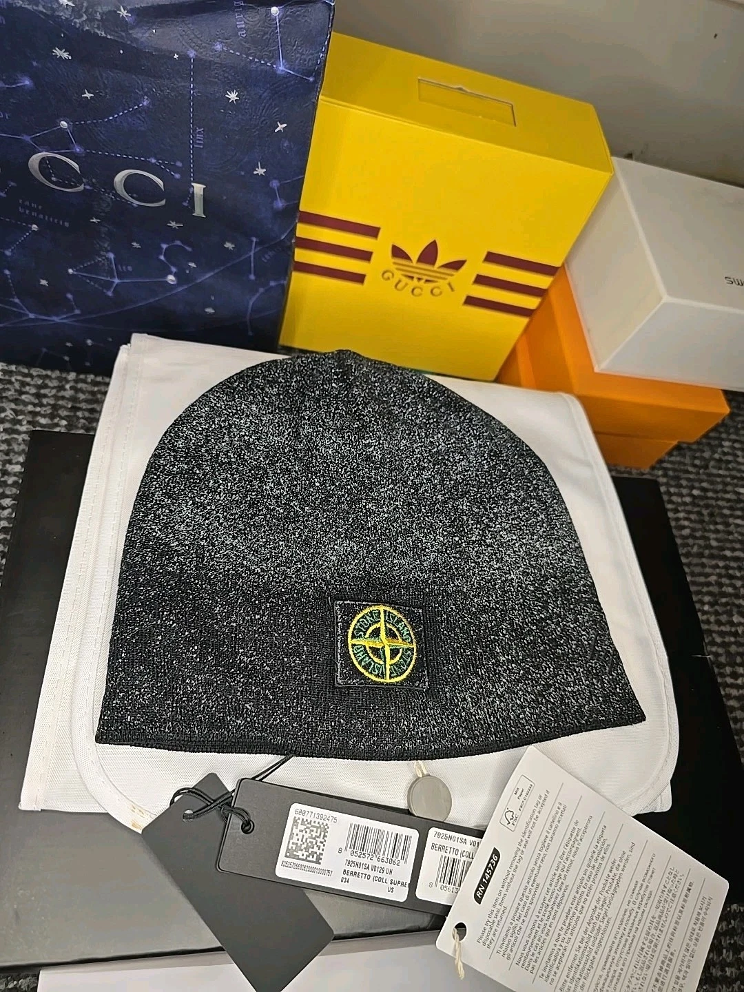 Bonnet réfléchissant Stone Island x Supreme   Noir   Rare chapeau en laine