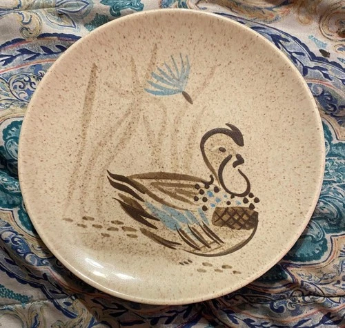 Red Wing Pottery Bob White Quail Hand Painted Dessert/Bread Plate 6 1/2 inch
