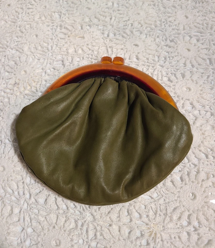 Monedero clutch de cuero vintage Budd Creations verde con asa Lucite 1940’ Foto 2 de 4