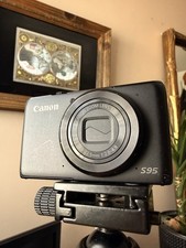 Canon PowerShot S95 Black Digital Zoom Camera 6.0-22.5mm 1:2:0-4.9