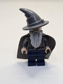 Lego&nbsp;Minifigure Gandalf the Grey The Hobbit Lord of the Rings