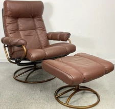Vintage Mid Century Ekornes Stressless Recliner Ottoman Brown Leather on Brass