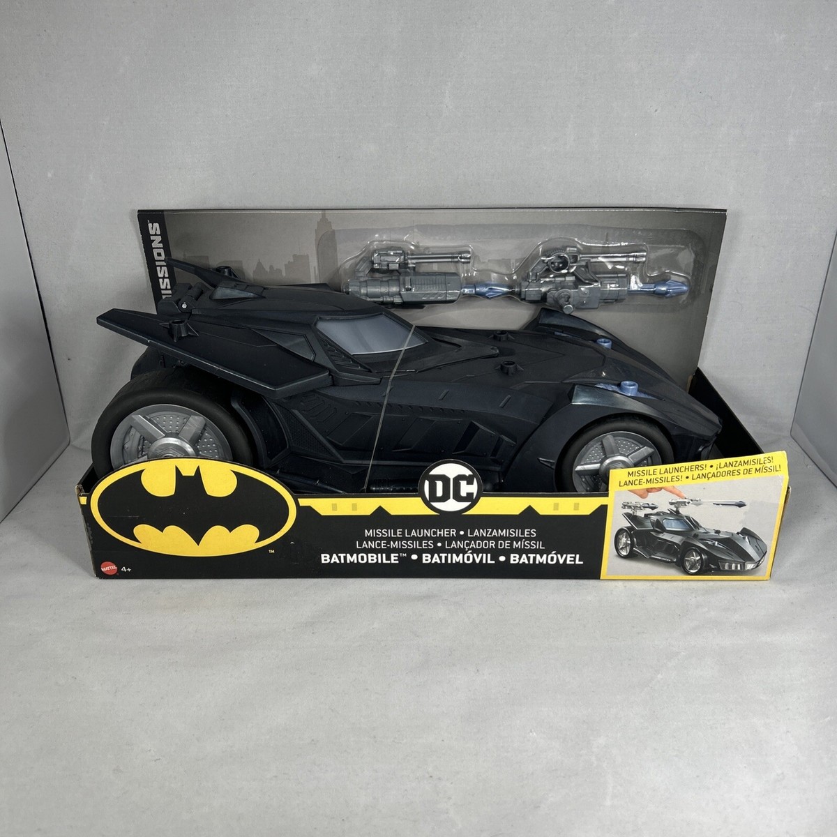 ミニカー BATMOBILE with Hidden Missile Launcher Batmobile with Hidden Missile Launcher. The New Natman
