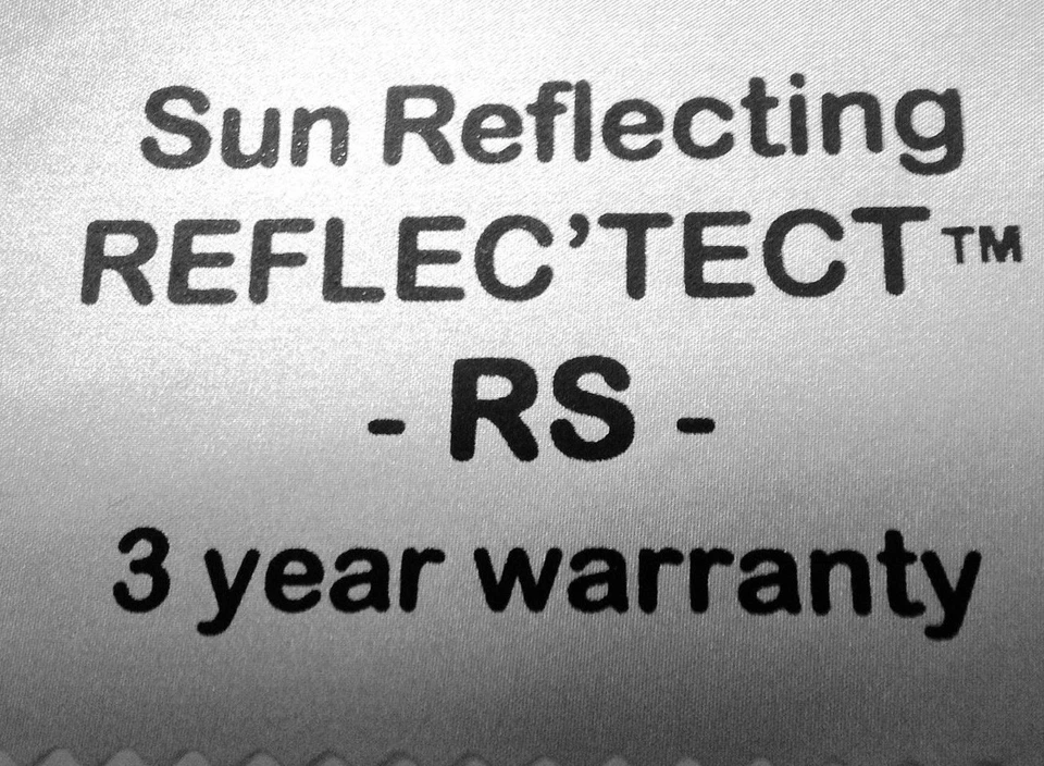 Cubierta de coche Covercraft Reflec'tect® para todo tipo de clima Dodge Charger 2006-2017 con alerón Foto 2 de 4