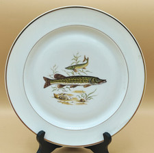 Assiette plate décor pêche brochet poissons porcelaine Limoges Union Limousine