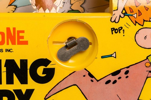 Vintage 1976 Flinstone Shooting Gallery Tin Toy Wind Up Game, Missing Parts READ - Picture 6 of 13