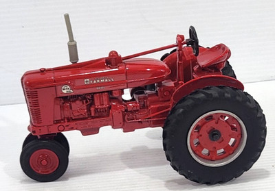 Ertl 1:16 Farmall Super M-TA DIESEL Red 1991 National Farm Toy Show NIB