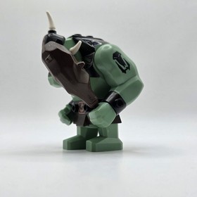LEGO Troll Sand Green w Black Armor Minifigure (cas424) Castle Fantasy Era 7097
