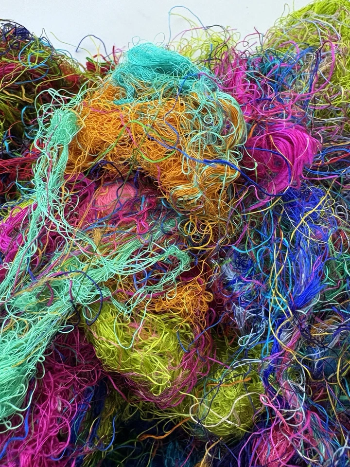 3oz Sari Silk Yarn Fiber -Sari Silk Waste Threads Mixed Media Felting Spinning - Image 3 of 4