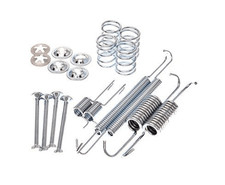 Zubehörsatz Feststellbremsbacken Hinterachse für SUZUKI GRAND VITARA II