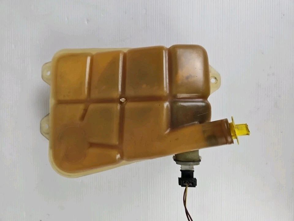 Tanque de desbordamiento de refrigerante radiador mercedes w126 300 400 380sel 560sel 1265001549 Foto 4 de 4
