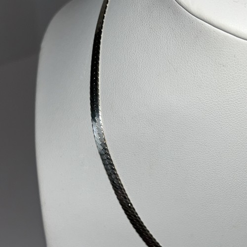 QVC Sterling Silver 16” Herringbone Necklace - NOS - Marked .925 Italy - Vintage - Picture 3 of 6
