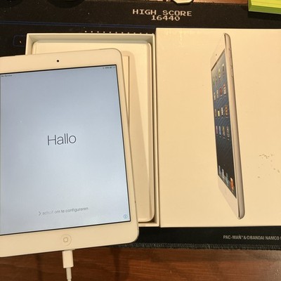 iPad Mini A1455 WiFi + Cellular Verizon 16GB 1st Gen White Clean