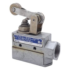 Honeywell Micro Switch BZE6-2RQ2 Snap-Action Limit Switch, SPDT, 15A, 1/2in NPT