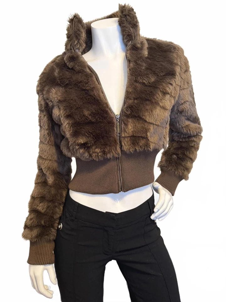 Chaqueta de bombardero recortada de piel sintética marrón JOUJOU escudo trasero cremallera Y2K para mujer pequeña Foto 2 de 4