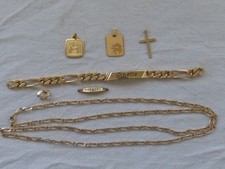lot bijoux plaqué or poinçons cassés ou usés 47gr