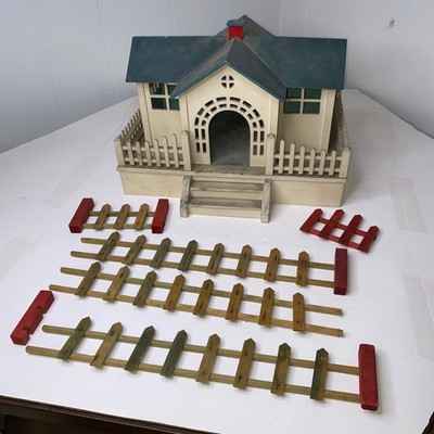 Vintage Outstanding Large Folk Art Handmade Toy Wood House & Wood Fence Sections