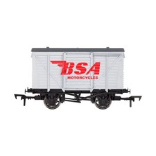 Dapol 4F-011-172 OO Gauge Ventilated Van BSA Motorcycles