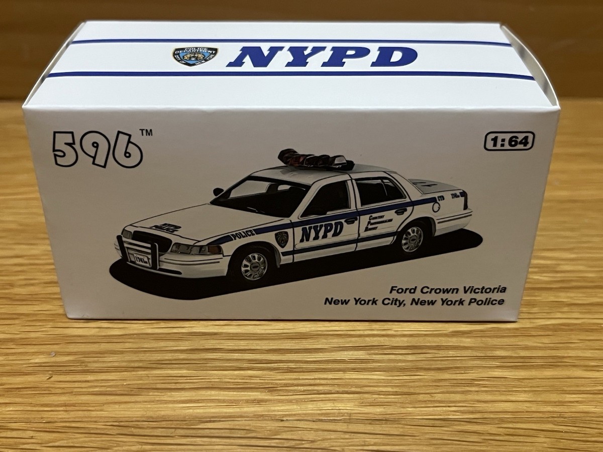 Greenlight 1/24 Ford Crown Victoria Police Interceptor California Highway Patrol Modellino 0810027498014 Greenlight 1/24 Ford Crown Victoria Police Interceptor California Highway Patrol Modellino 0810027498014