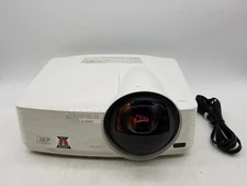 Mitsubishi WD385U-EST Projector DLP Short Throw 3D Ready (Lamp Hours 319)