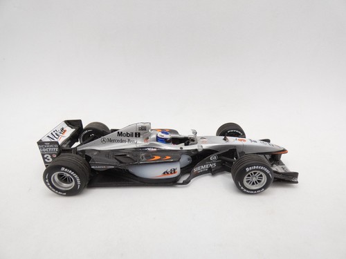 Mclaren Mercedes MP4-16 Mika Hakkinen #3 2001 1/43 Minichamps F1 Difetto - Foto 2 di 2