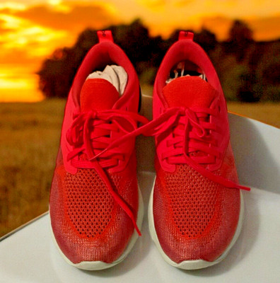Nike Odyssey React 2 Flyknit Womens Sneakers Size 6 Running Shoes Ember Glow