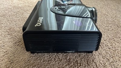 BenQ SP890 Full HD DLP Projector - 4000 Lumens - New Lamp, less than 100hrs
