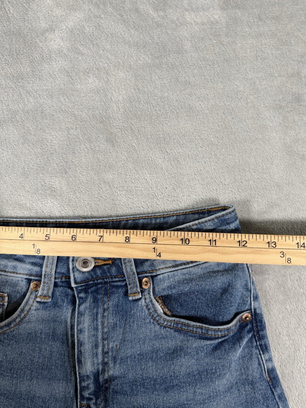 H&M Shorts Women's 2 Blue Denim Cuffed thumbnail 4