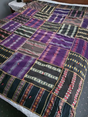 Antique Vintage Unusual Embroidery Fabric Patchwork Quilt 58''×69''