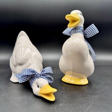SET/2 Ceramic Vintage Yellow White Ducks Figurines 1980 New Gingham Bows Vintage