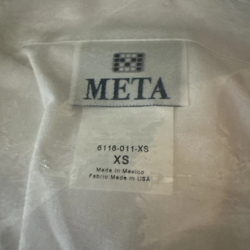 NEW Meta Unisex Labcoat White 40” With More Pockets Size XS Style 6116 - Image 2 of 4