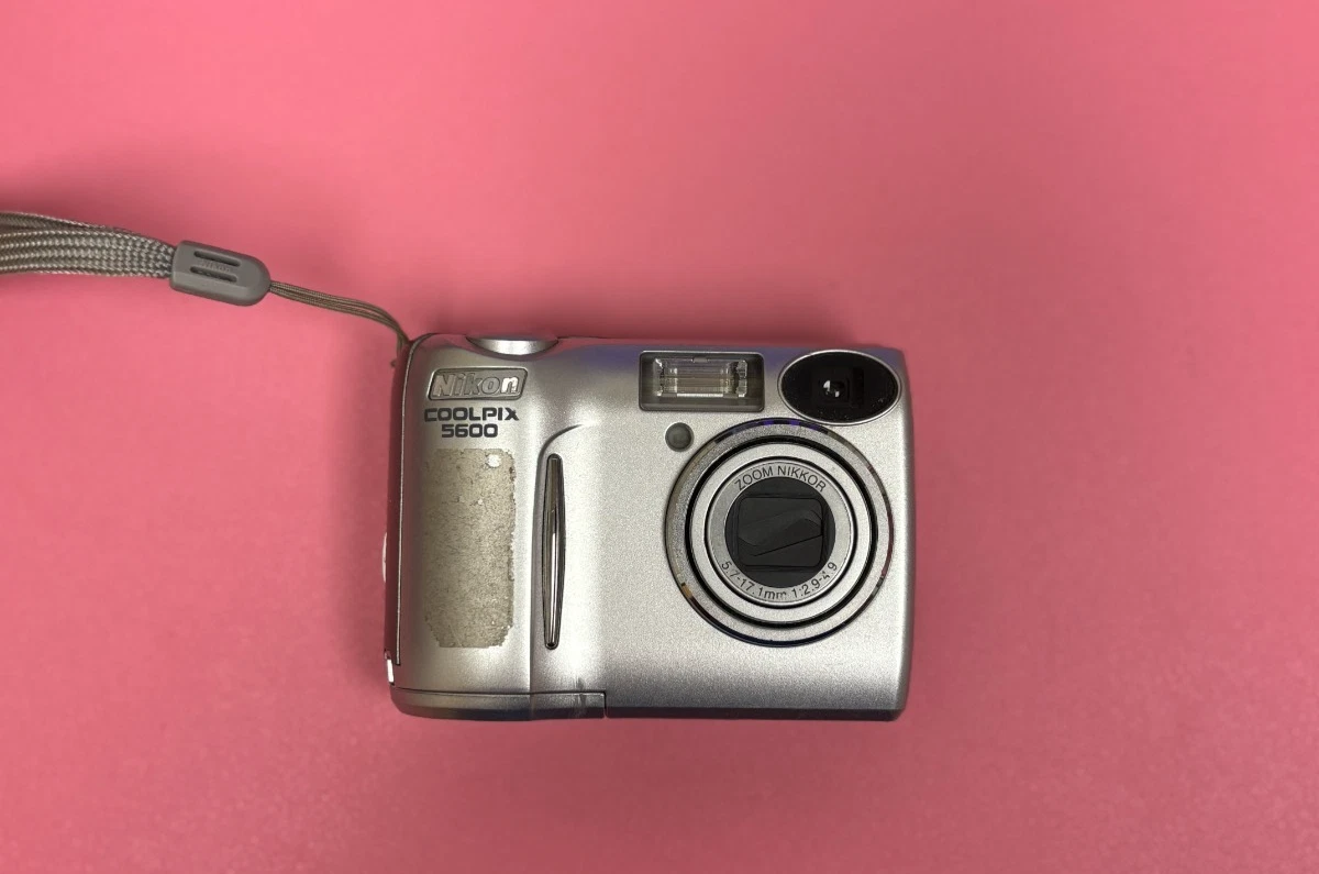 Nikon COOLPIX 5600 Digital Cameras for Sale | Shop New & Used