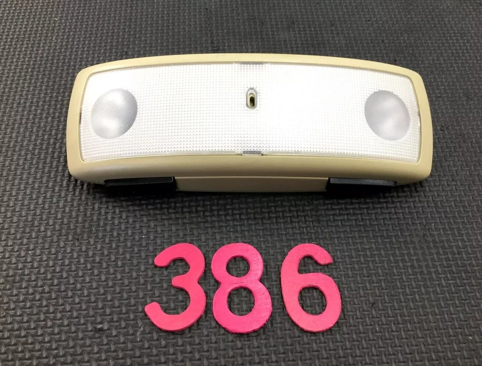 08-13 Volvo S80 Lámpara de luz domo de lectura trasera OEM 39859712 Foto 2 de 4