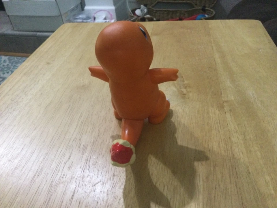 "Figura de colección Pokemon Charmander PVC 4"" naranja cola de fuego lagarto" Foto 2 de 4