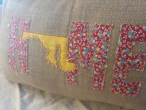 NEW Handmade Burlap Embroidered Applique Maryland State MD "HOME" Pillow - Picture 2 of 4