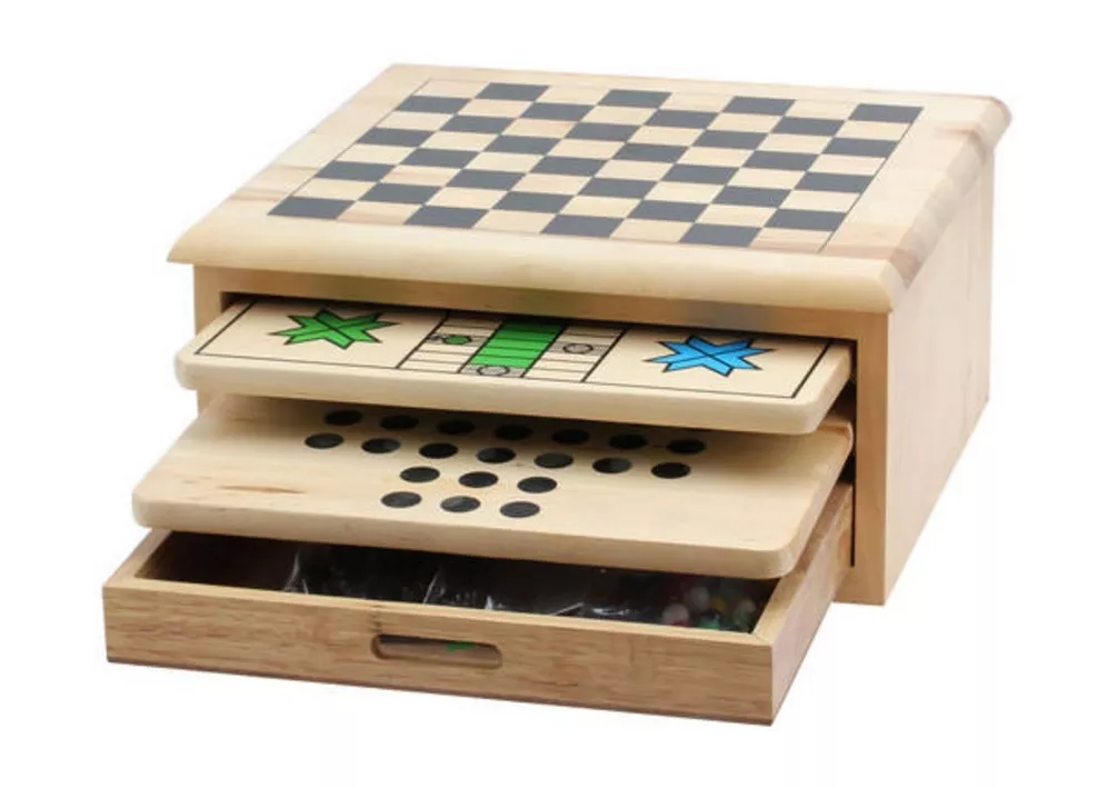 10 in 1 Deluxe Games Wooden Game Collection - Chess, Draughts, Backgammon  .