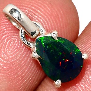 Faceted Chalama Black Opal 925 Sterling Silver Pendant Faceted Chalama Black Opal 925 Sterling Silver Pendant