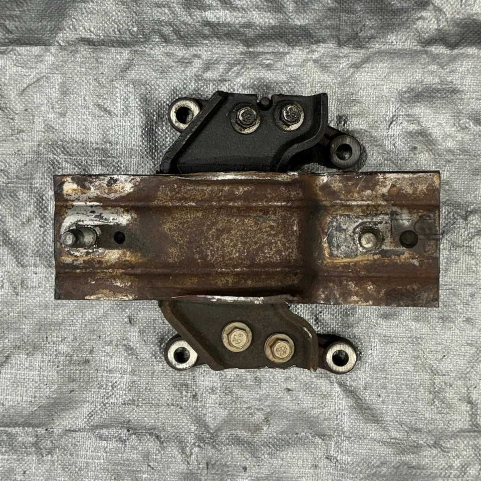 Ford F-250 Super Duty 2003 6,0 lado izquierdo soporte de montaje del motor OEM Foto 2 de 3