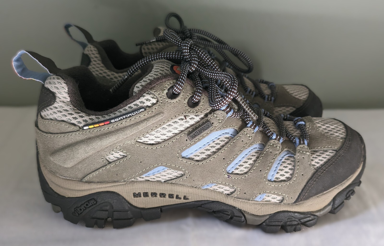 Scarpe da trekking donna Merrell Dusty Olive impermeabili misura 6 5 suole Vibram