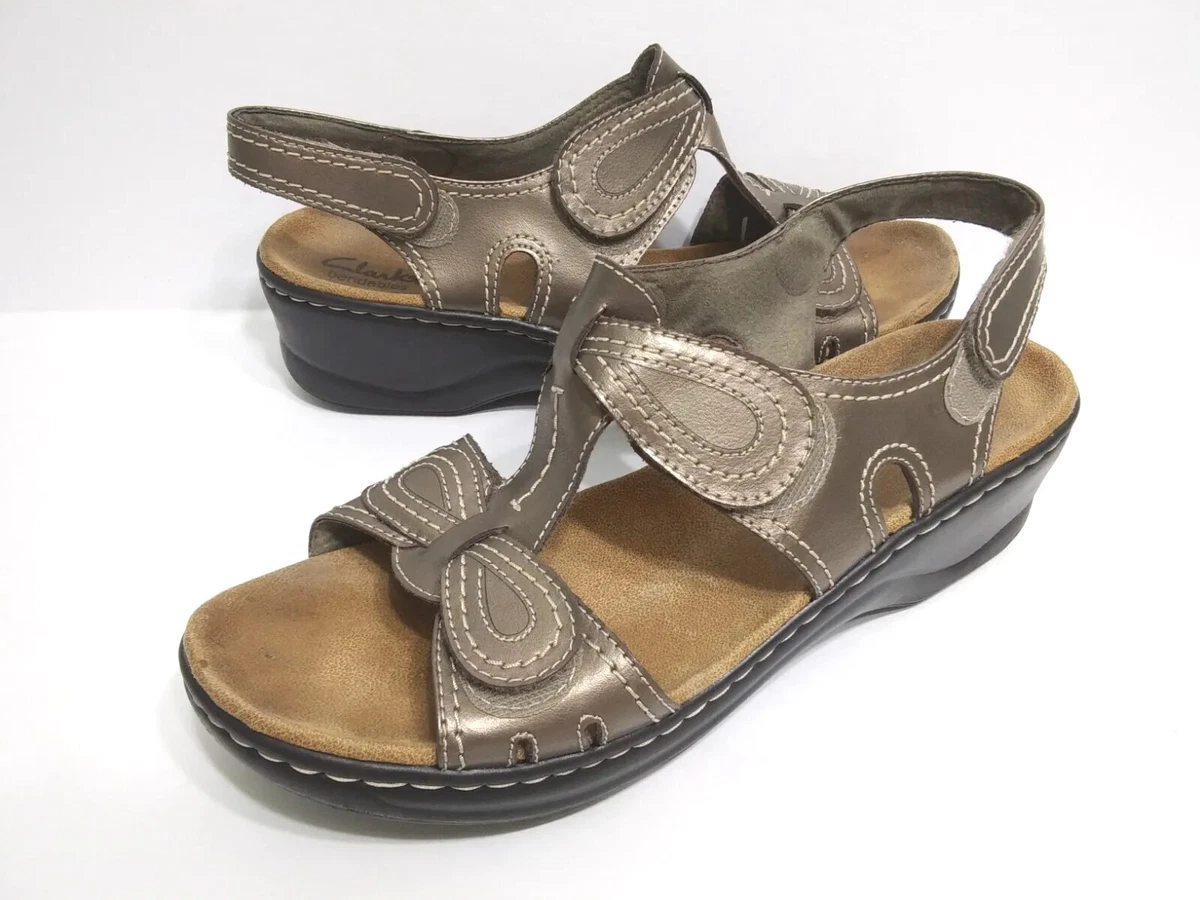 Clarks sandals on sale size 11