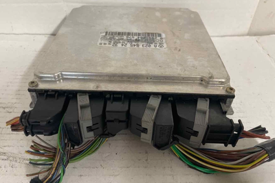 Mercedes-Benz E320 Engine Computer Control ECM ECU Module Fits 