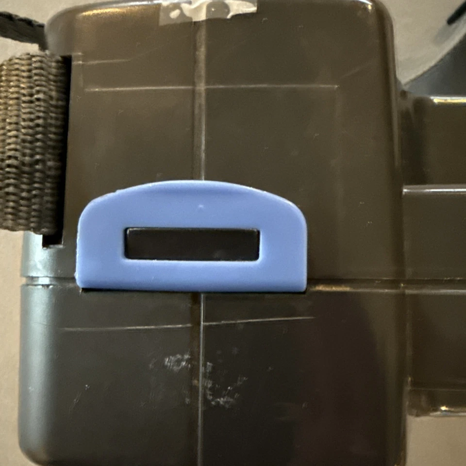 Sega Game Gear System Carry-All Hard Carrying Case Asciiware With Strap - Image 3 of 4