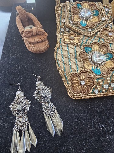 Vintage Junk Drawer Lot Beaded Coin Purses Jewelry Estate Pieces Collectable - Picture 2 of 8