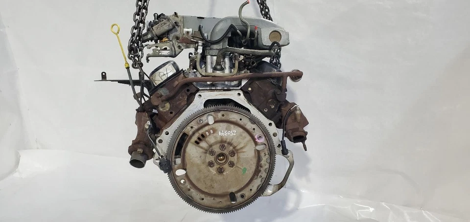 Conjunto completo de motor usado se adapta a: Lincoln & Town Car 1989 5,0 L Vin F octavo dígito Foto 4 de 4