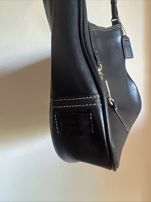 Coach Vintage Hampton Clip 7751 Shoulder Bag 2001 Black Leather