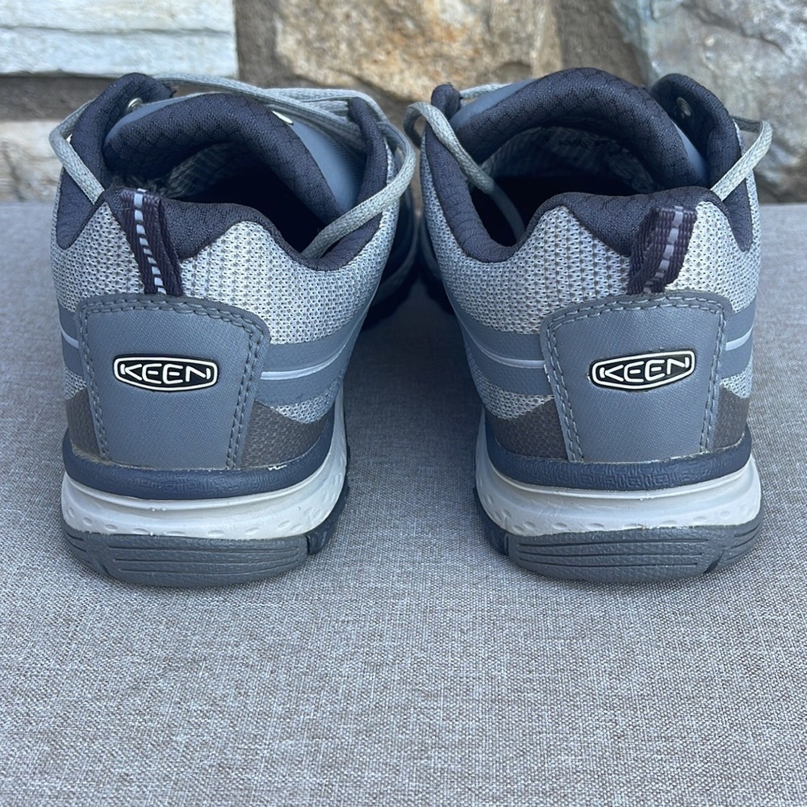 Keen scarpe sneakers basse da trekking grigio bluastro taglia 8