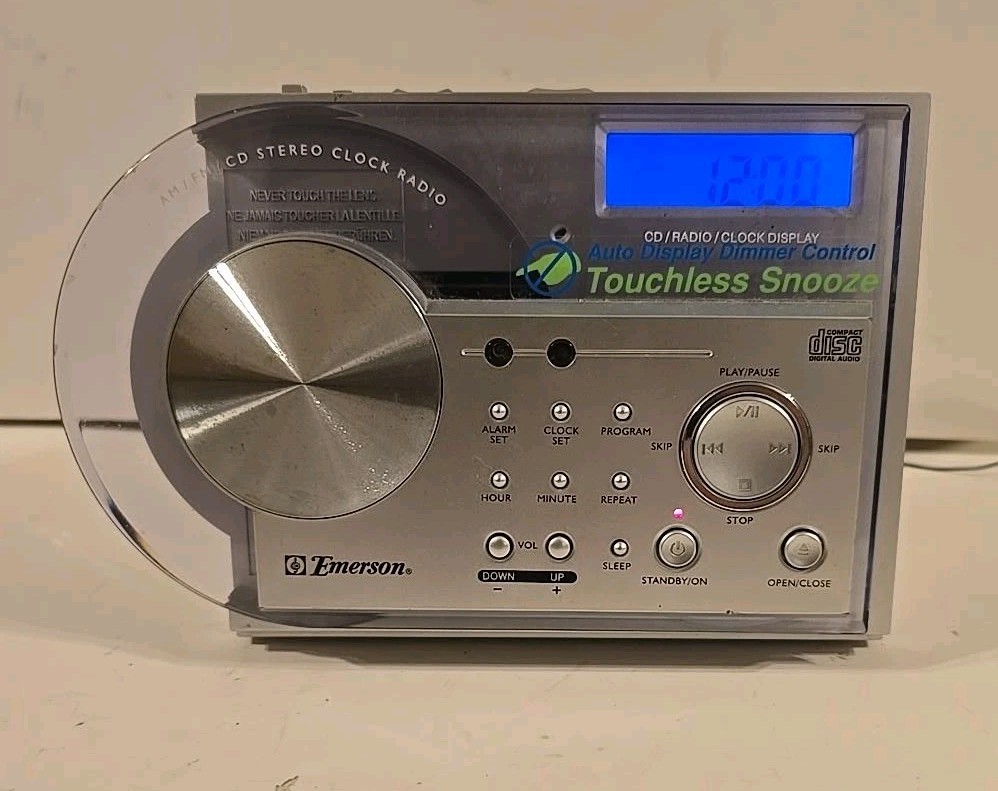 Emerson CKD2328 CD Stereo Clock Radio Touchless Snooze AM FM 2003 Tested Works