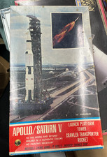 Rare Countdown Inc Apollo Saturn V Plastic Model Rocket w tower kit MIB